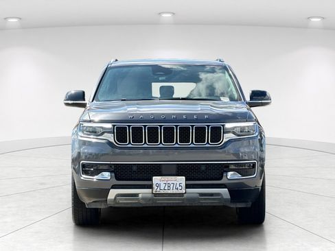 Used 2024 Jeep Wagoneer L Series II w/ Flexible Seating Group AWD/4WD image 8