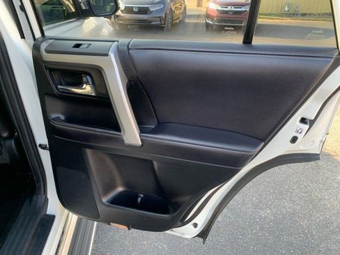 Used 2018 Toyota 4Runner Limited image 17