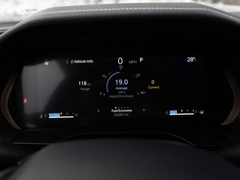 Used 2022 Jeep Grand Cherokee Limited image 13