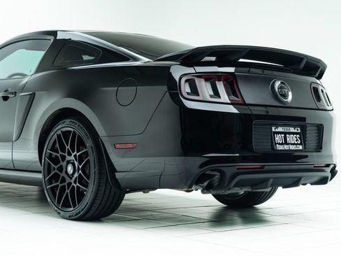 Used 2014 Ford Mustang GT Premium w/ Equipment Group 402A RWD image 20