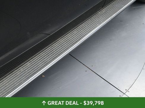 Used 2023 Ford Expedition Limited image 18