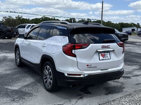 Used 2020 GMC Terrain SLT w/ Preferred Package FWD image 9