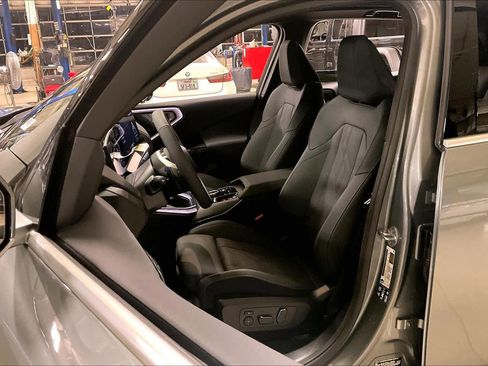 New 2026 BMW X3 xDrive30 w/ Premium Package image 9