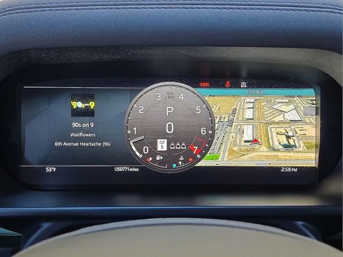 Used 2023 Land Rover Defender 110 75th Limited Edition image 24