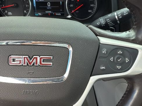 Used 2018 GMC Acadia SLT AWD/4WD image 39