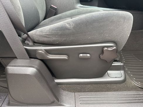 Used 2008 GMC Sierra 1500 SLE w/ Z71 Off-Road Package image 26