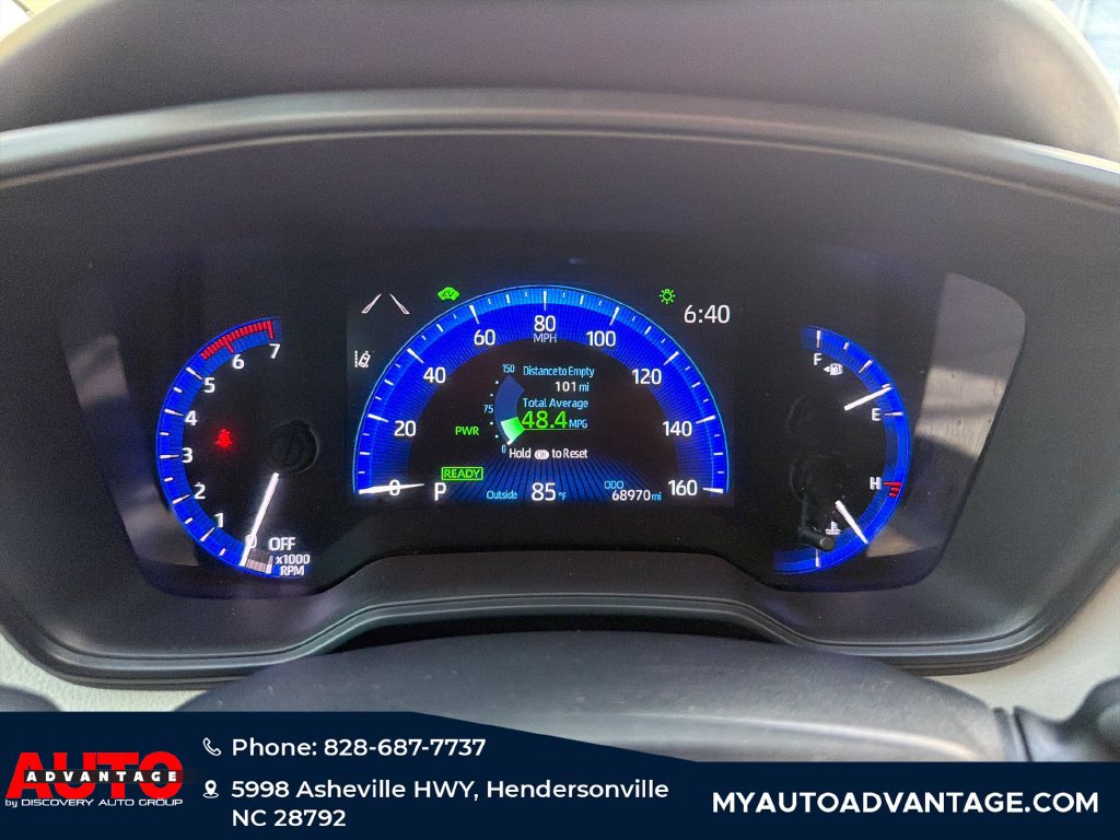 Used 2020 Toyota Corolla LE FWD image 24