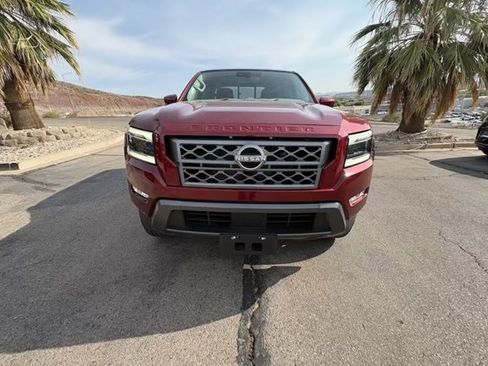 Used 2022 Nissan Frontier SV w/ SV Premium Package RWD image 8