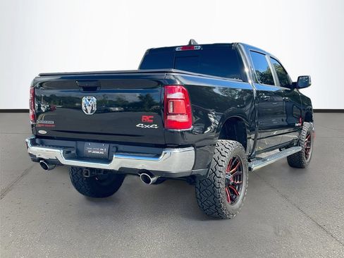 Used 2024 RAM 1500 Laramie AWD/4WD image 7