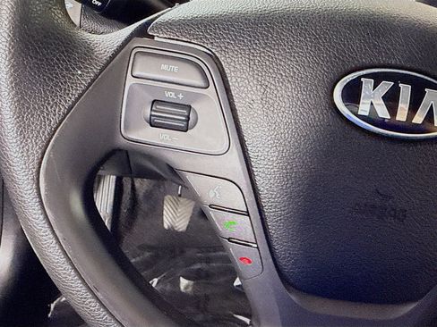Used 2017 Kia Forte LX FWD image 14
