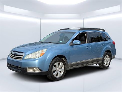 Used 2011 Subaru Outback 2.5i Premium image 7