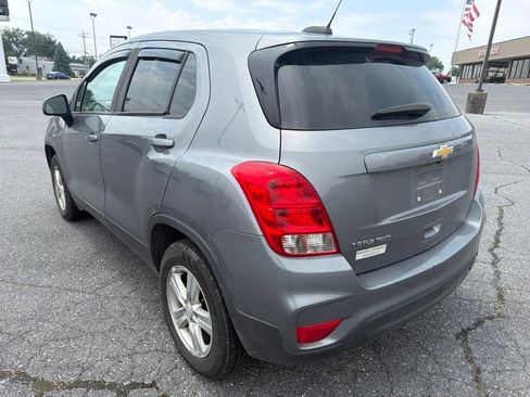 Used 2020 Chevrolet Trax LS w/ Tint and Cruise Package AWD/4WD image 5