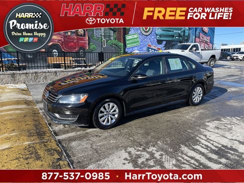 Used 2012 Volkswagen Passat 2.5 S image 1