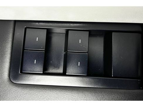 Used 2024 Tesla Cybertruck AWD Crew Cab image 36