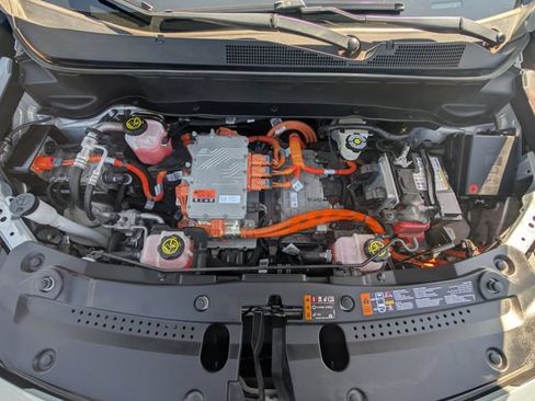 Used 2023 Chevrolet Bolt EUV Premier w/ Sun & Sound Package FWD image 29
