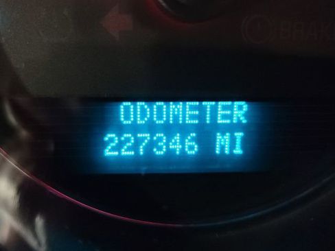 Used 2007 Chevrolet Silverado 1500 LTZ w/ Safety Package AWD/4WD image 24