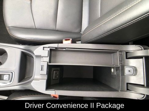 Used 2024 Chevrolet Equinox Premier image 22