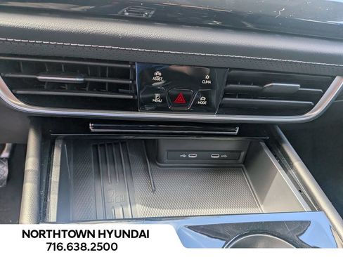 Used 2026 Volkswagen Atlas SE AWD/4WD image 16