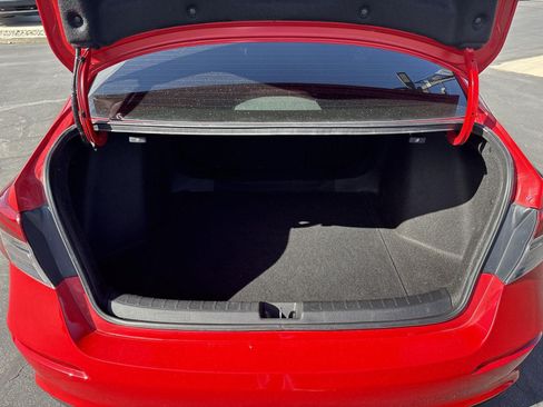 Used 2024 Honda Civic EX image 8