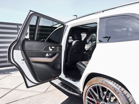 Used 2021 Mercedes-Benz GLS 63 AMG 4MATIC image 28