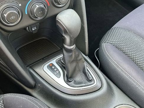 Used 2015 Dodge Dart SXT FWD image 16