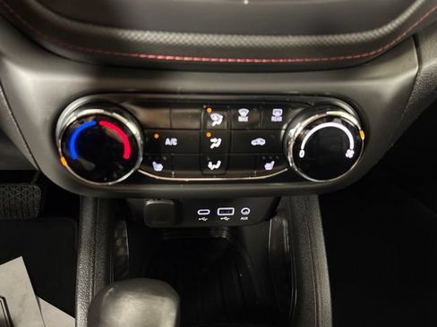 Used 2022 Chevrolet TrailBlazer RS AWD/4WD image 25