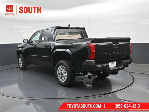 Used 2025 Toyota Tacoma SR RWD image 8