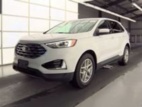 Used 2022 Ford Edge SEL AWD/4WD image 16