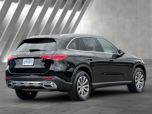Certified 2026 Mercedes-Benz GLC 300 4MATIC image 4