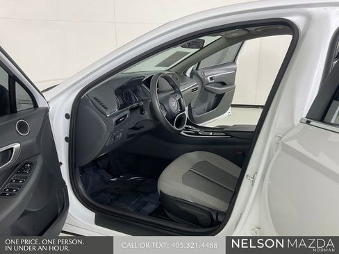 Used 2021 Hyundai Sonata SE FWD image 11