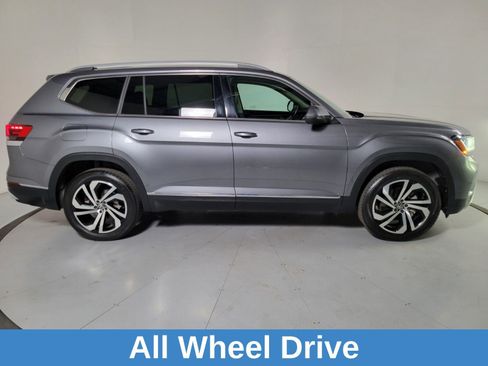 Used 2021 Volkswagen Atlas SEL Premium image 4