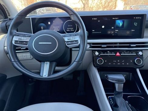 Certified 2025 Hyundai Tucson SEL image 25