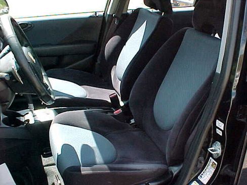 Used 2007 Honda Fit Sport image 10