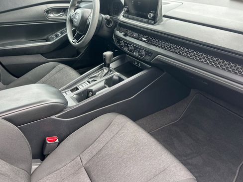 Used 2024 Honda Accord EX image 15