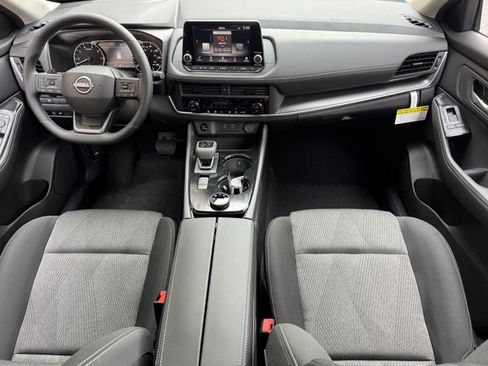 New 2026 Nissan Rogue SV AWD/4WD image 10