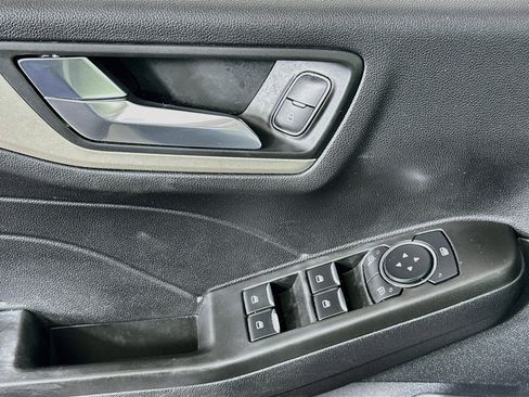 Used 2021 Ford Escape SE FWD image 15