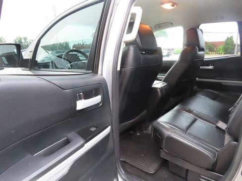 Used 2017 Toyota Tundra Limited AWD/4WD image 21