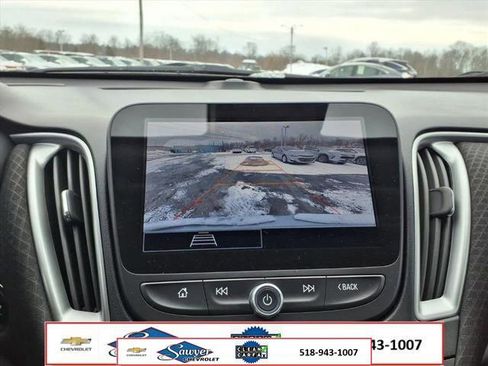 Used 2024 Chevrolet Malibu RS FWD image 22
