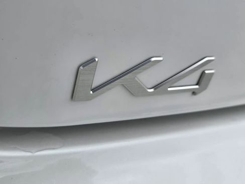 New 2025 Kia K4 LXS FWD image 5