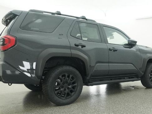 Used 2026 Toyota 4Runner SR5 image 2
