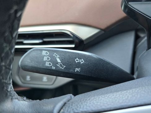 Used 2023 Volkswagen ID.4 Pro image 22