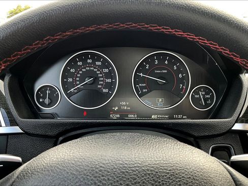 Used 2018 BMW 330e image 20