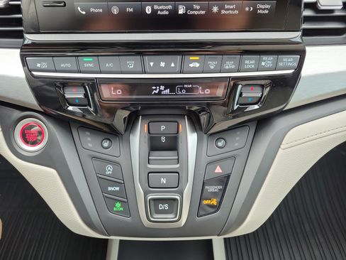 Used 2026 Honda Odyssey EX-L image 20