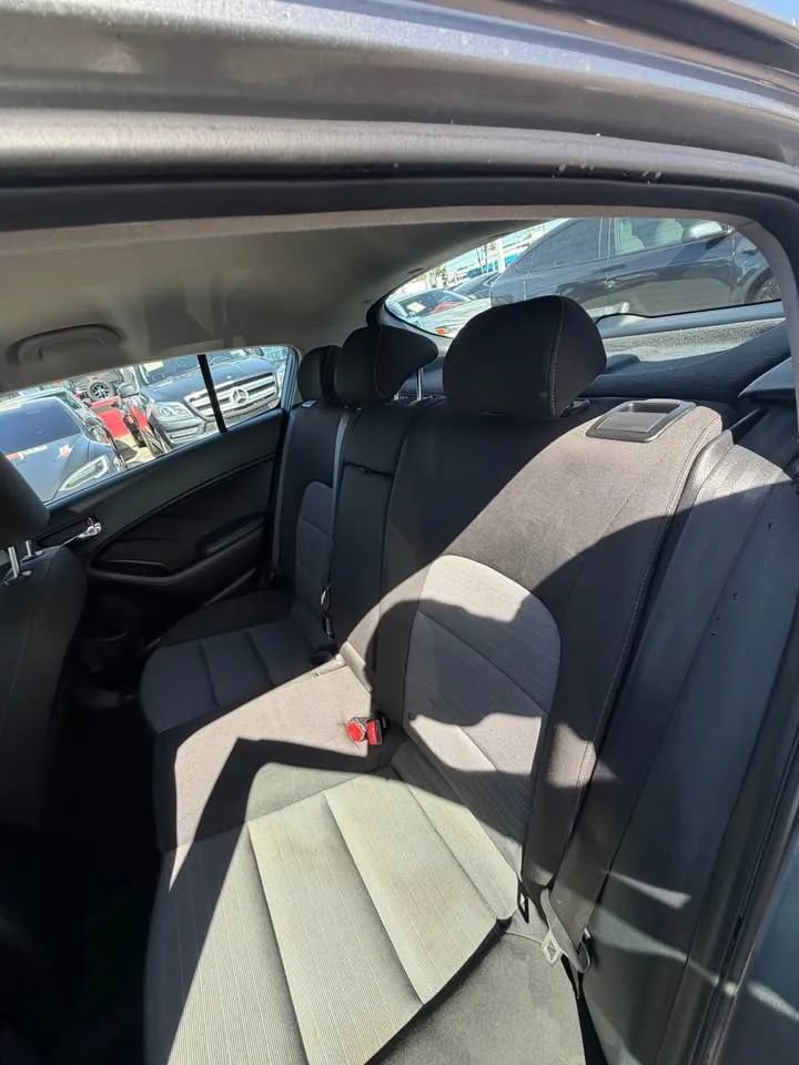 Used 2016 Kia Forte EX FWD image 7