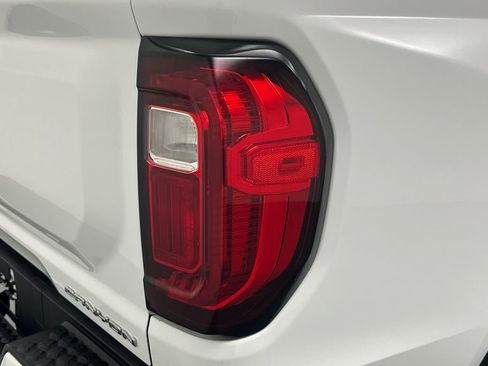 Used 2024 GMC Canyon Denali AWD/4WD image 24