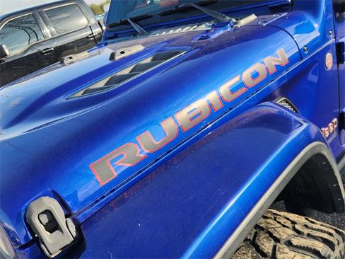 Used 2018 Jeep Wrangler Unlimited Rubicon w/ Dual Top Group image 8