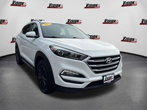 Used 2017 Hyundai Tucson SE w/ SE Popular Package 02 AWD/4WD image 3