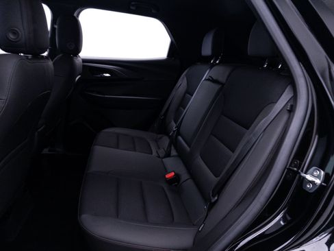Used 2023 Chevrolet TrailBlazer RS FWD image 33