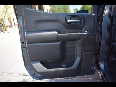 Used 2020 Chevrolet Silverado 1500 Custom Trail Boss image 21