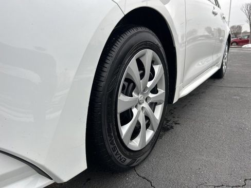 Used 2024 Toyota Corolla LE image 10